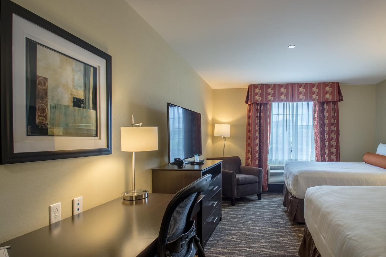 Cobblestone Inn & Suites - St Marys St. Marys Bagian luar foto
